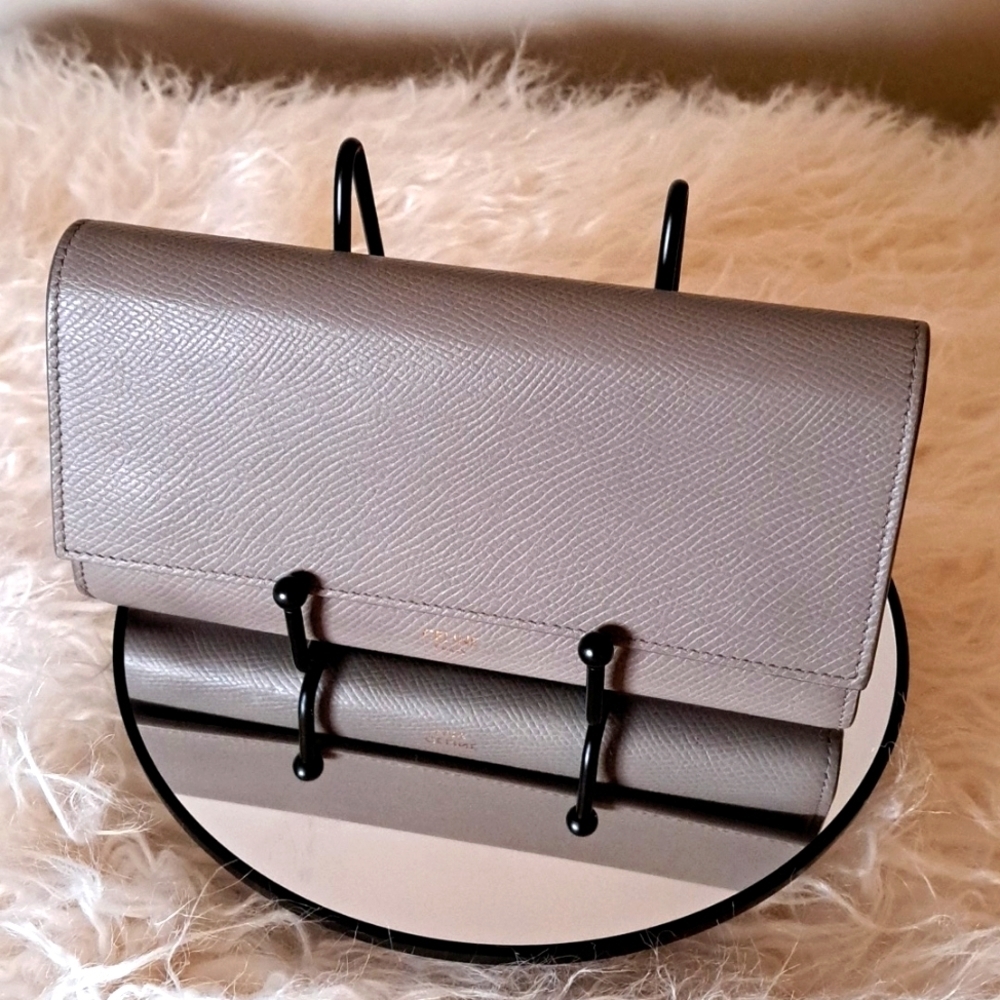 Celine Large Flap Wallet in Grained Calfskin EUC